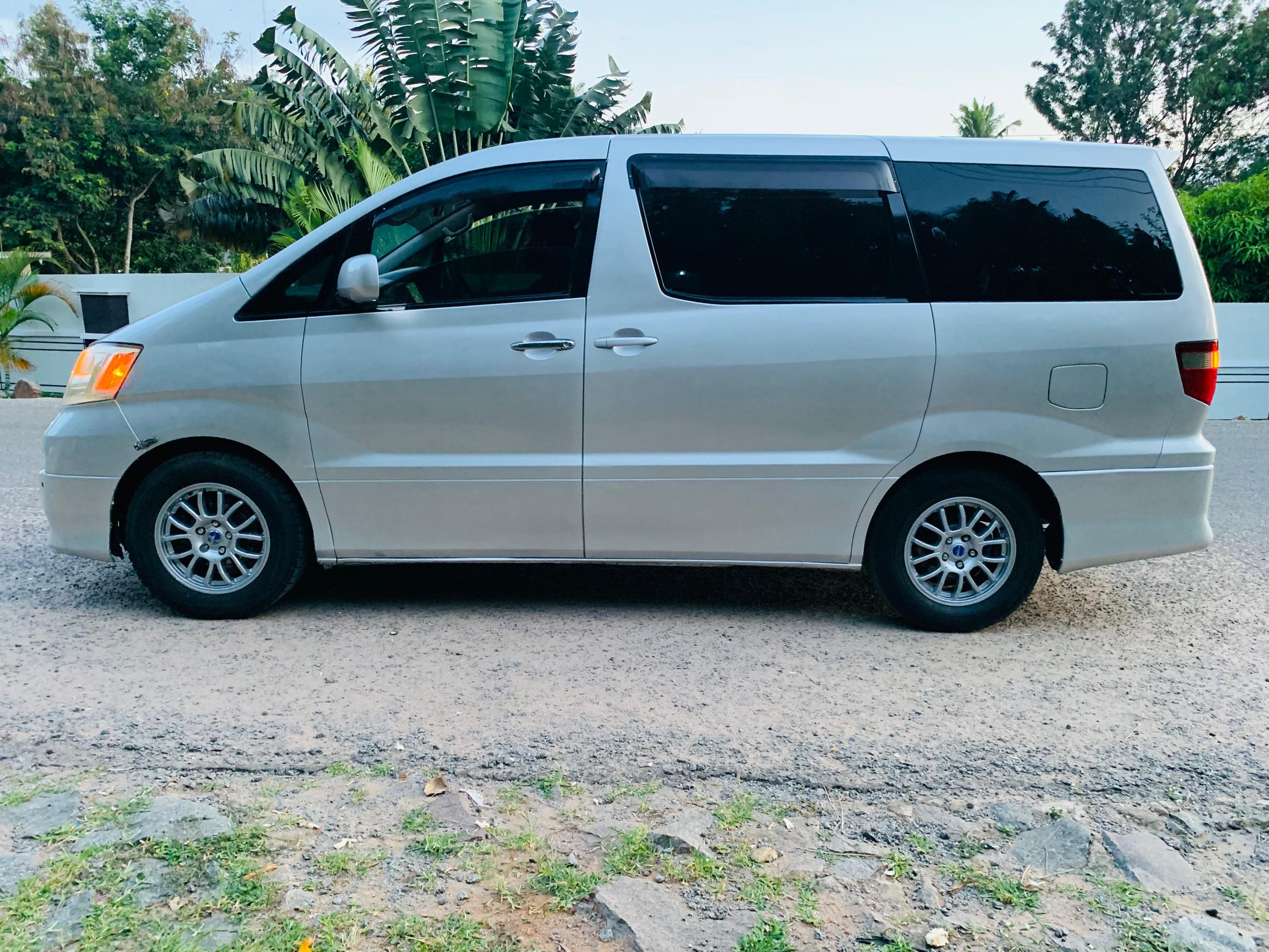 TOYOTA Alphard