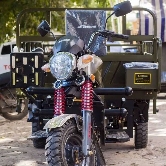 SINORAY BAJAJI Cc 250